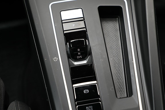Volkswagen Golf VIII 27 of 30