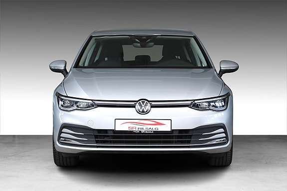 Volkswagen Golf VIII 2 of 30