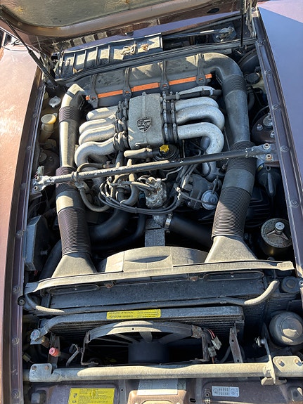 Porsche 928 7 of 7