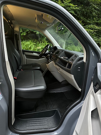 Volkswagen Transporter 27 of 30