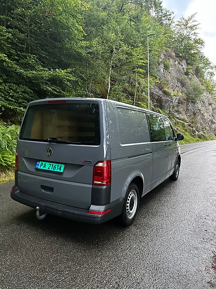 Volkswagen Transporter 11 of 30