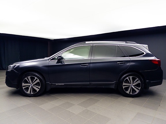 Subaru Outback 4 of 30