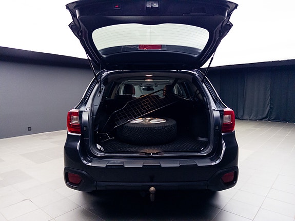 Subaru Outback 10 of 30