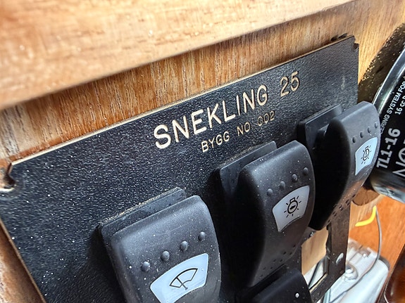 Snekling 25 med Volvo Penta D1-30, autopilot, radar og teineutstyr selges 17 of 25