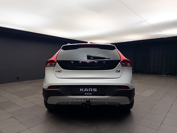 Volvo V40 Cross Country 11 of 30