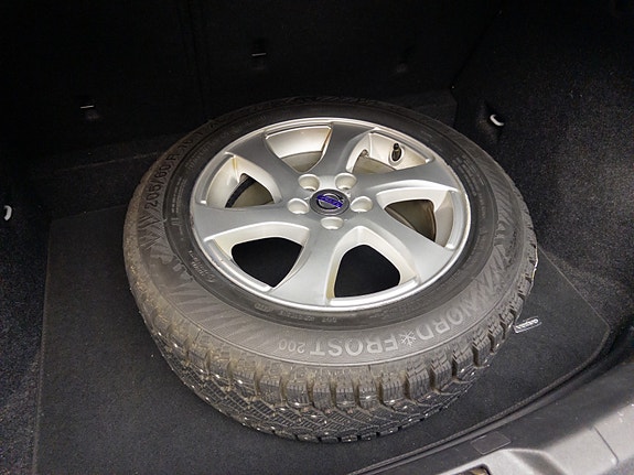Volvo V40 Cross Country 25 of 30