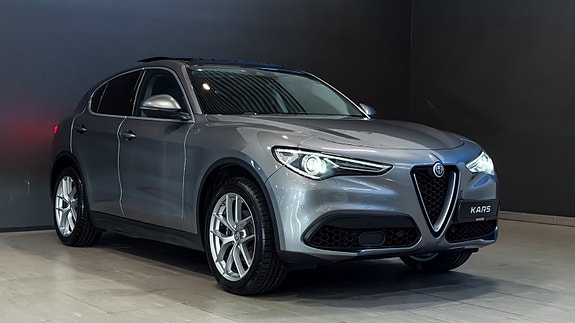 Alfa Romeo Stelvio 11 of 30