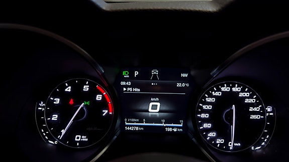Alfa Romeo Stelvio 23 of 30