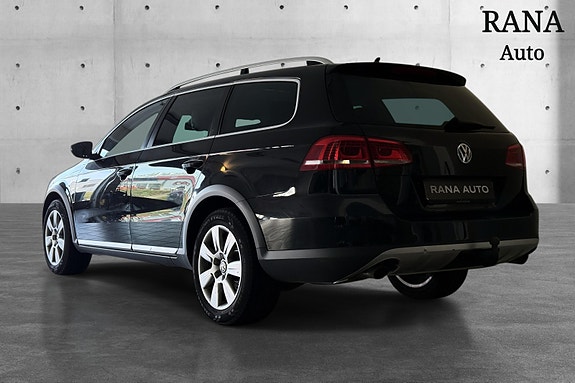 Volkswagen Passat Alltrack 6 of 22