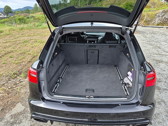 Audi RS6 8 of 27