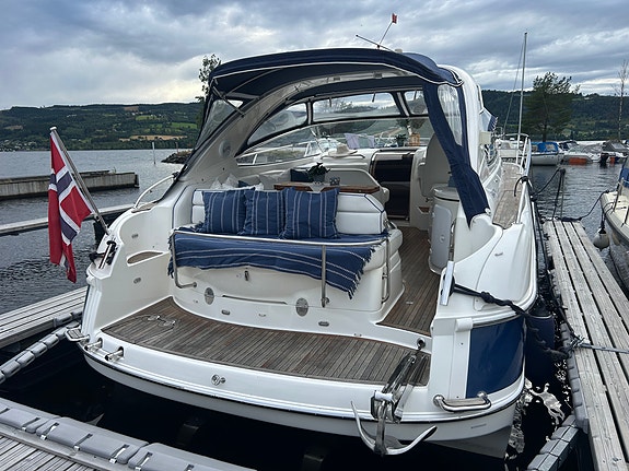 Bavaria 33 Sport - Teak dollbord, Aggregat, Solcelle, Ferskvannskjørt 3 of 30