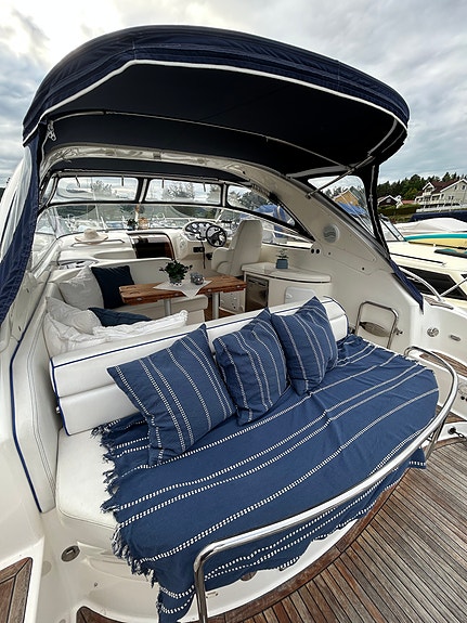 Bavaria 33 Sport - Teak dollbord, Aggregat, Solcelle, Ferskvannskjørt 4 of 30
