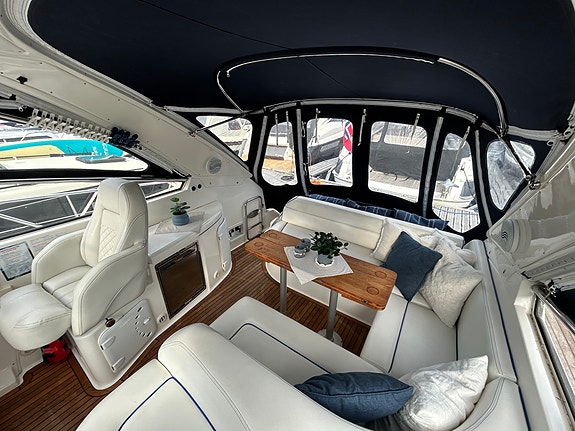 Bavaria 33 Sport - Teak dollbord, Aggregat, Solcelle, Ferskvannskjørt 8 of 30