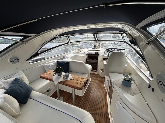 Bavaria 33 Sport - Teak dollbord, Aggregat, Solcelle, Ferskvannskjørt 6 of 30
