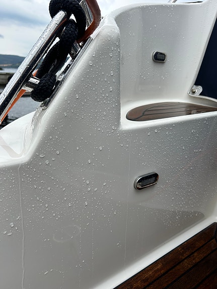 Bavaria 33 Sport - Teak dollbord, Aggregat, Solcelle, Ferskvannskjørt 24 of 30