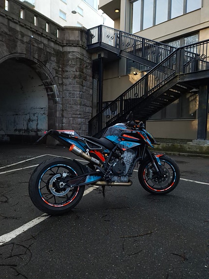 KTM 790 Duke 13 of 17