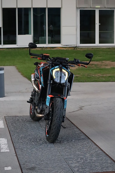 KTM 790 Duke 12 of 17