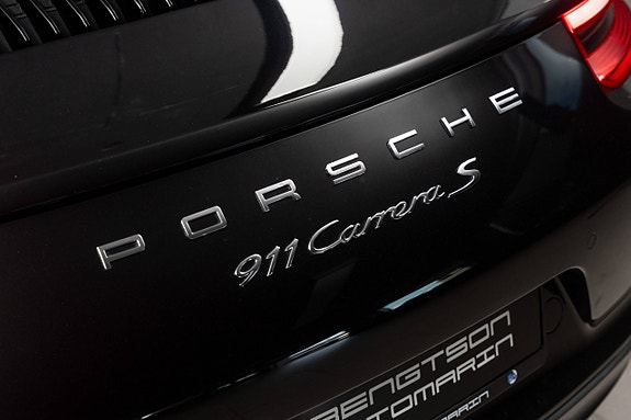 Porsche 911 Carrera S 5 of 30