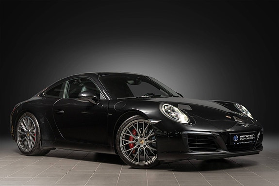 Porsche 911 Carrera S 11 of 30