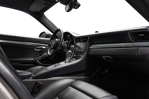 Porsche 911 Carrera S 26 of 30