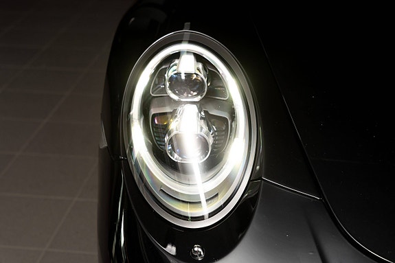 Porsche 911 Carrera S 23 of 30