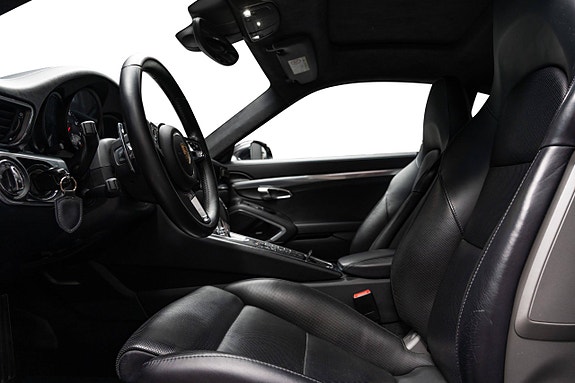 Porsche 911 Carrera S 28 of 30