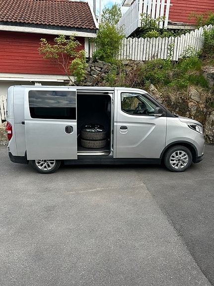 Maxus e-Deliver 3 2 of 6