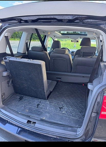 Volkswagen Touran 17 of 19
