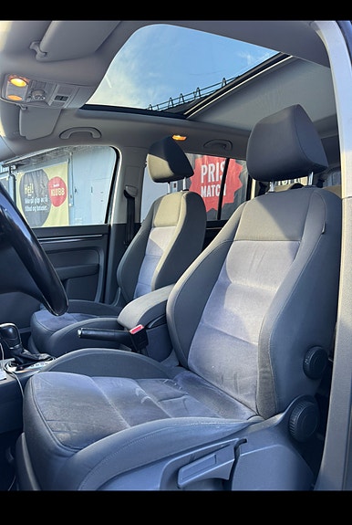 Volkswagen Touran 9 of 19