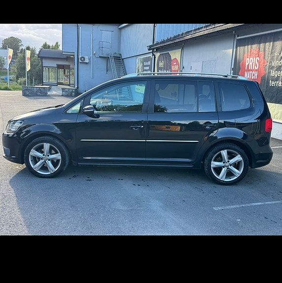 Volkswagen Touran 12 of 19