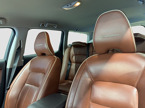 Volvo V70 21 of 30