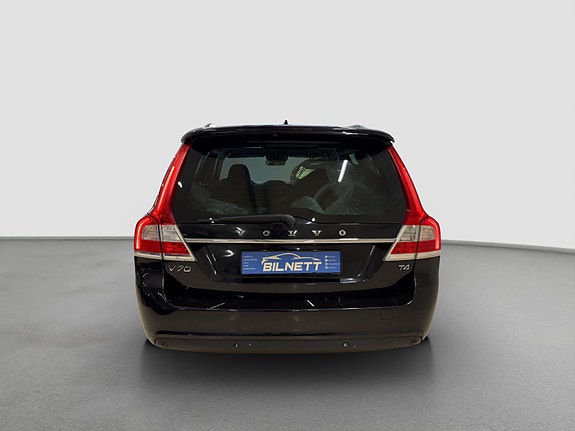 Volvo V70 5 of 30