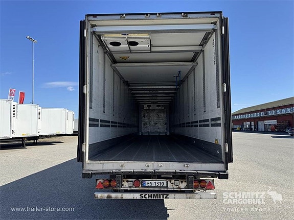 Schmitz Cargobull Reefer Multitemp 8 of 13