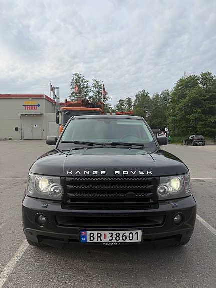 Land Rover Range Rover Sport 10 of 10