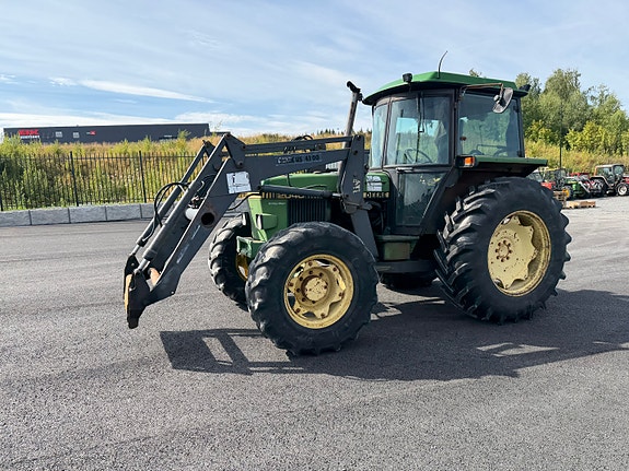 John Deere 2040 4 of 30