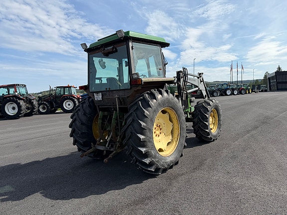 John Deere 2040 15 of 30