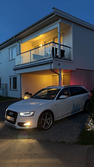 Audi A4 2 of 7
