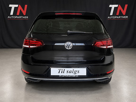 Volkswagen e-Golf VII 7 of 21