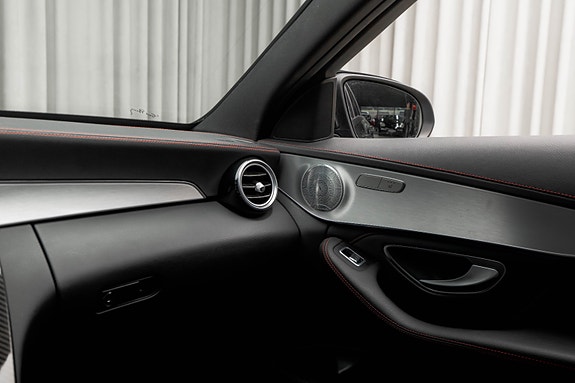 Mercedes-Benz C43 30 of 30