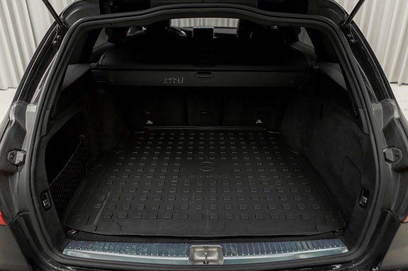 Mercedes-Benz C43 18 of 30