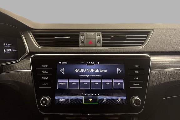 Skoda Superb 13 of 24