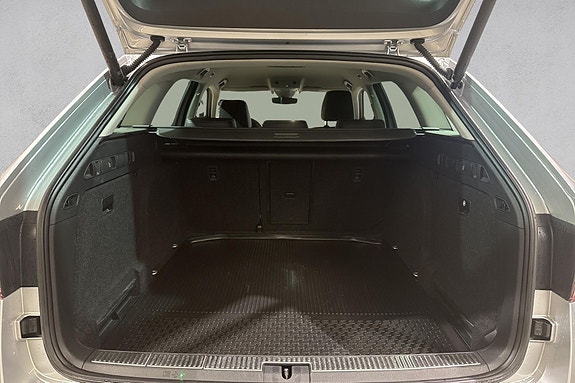 Skoda Superb 22 of 24