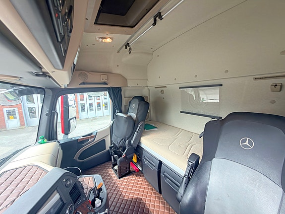 Mercedes-Benz Arocs 2658L 6X4, Norslep Asfaltsett, meget pen og velholdt se video. 27 of 30