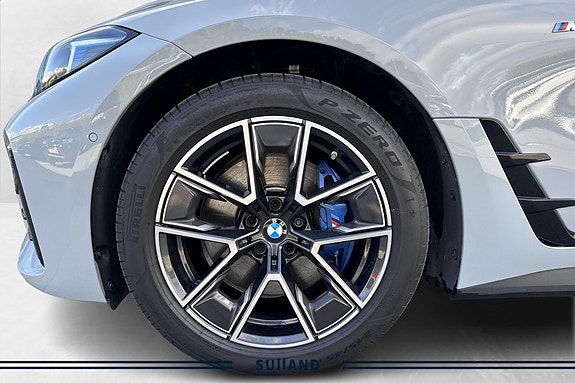 BMW i4 21 of 23