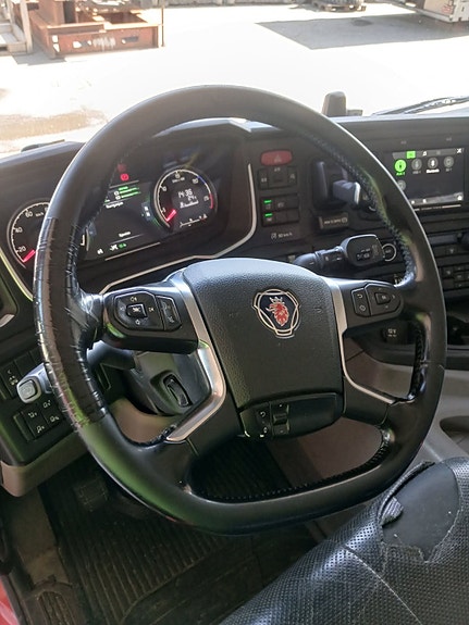 Scania P370 9 of 30