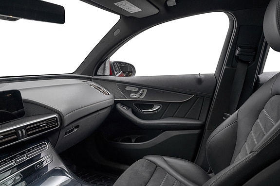 Mercedes-Benz EQC400 13 of 30