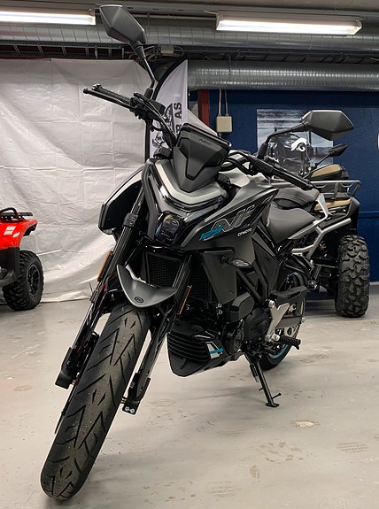 CFMOTO 125NK 2 of 17