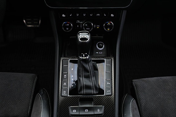 Skoda Superb 26 of 30