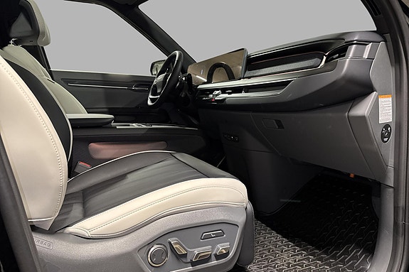 Kia EV9 16 of 22