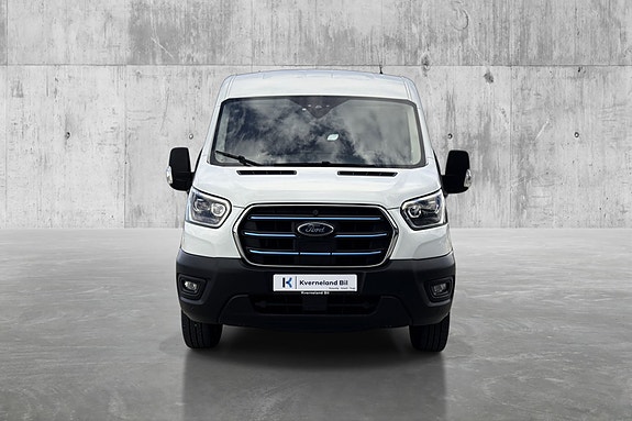 Ford Transit 2 of 23